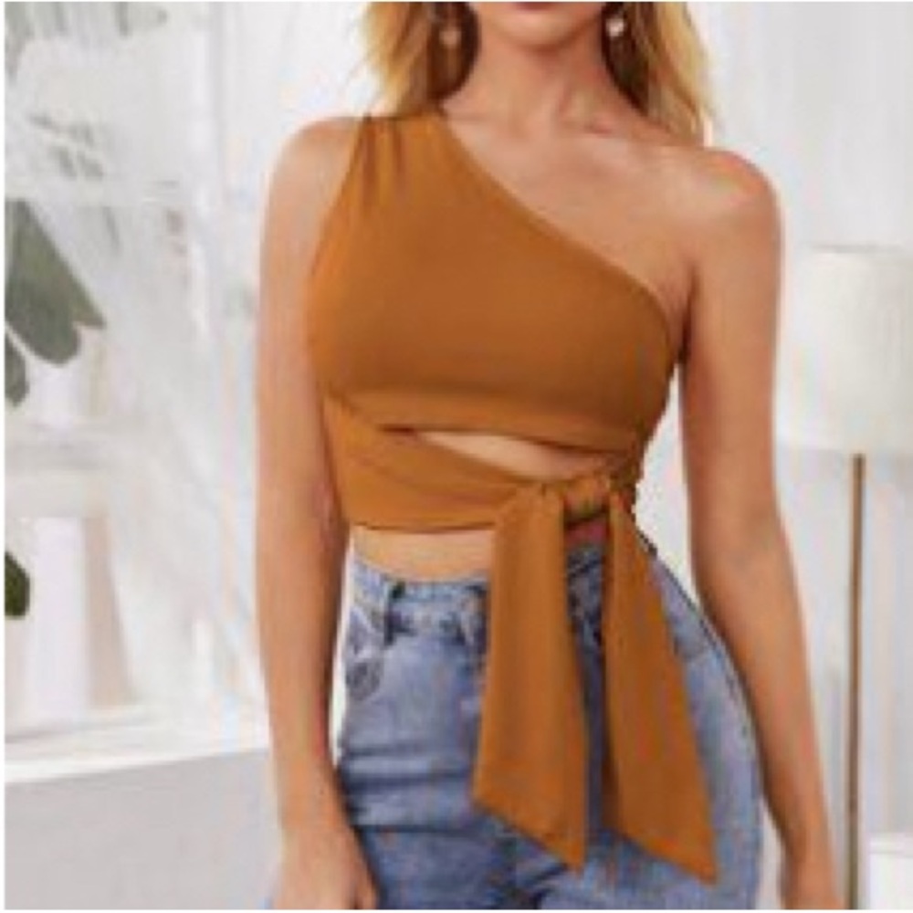 One Shoulder Tie Crop Tank